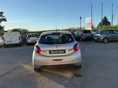 Peugeot 208 HDi 68 CV 5 porte Allure (4)