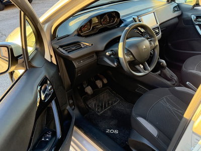 Peugeot 208 HDi 68 CV 5 porte Allure (9)