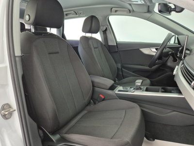 Audi A4 Avant 2.0 TDI ultra 136CV Business (12)