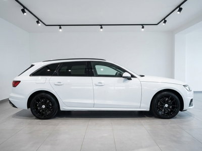 Audi A4 Avant 2.0 TDI ultra 136CV Business (4)