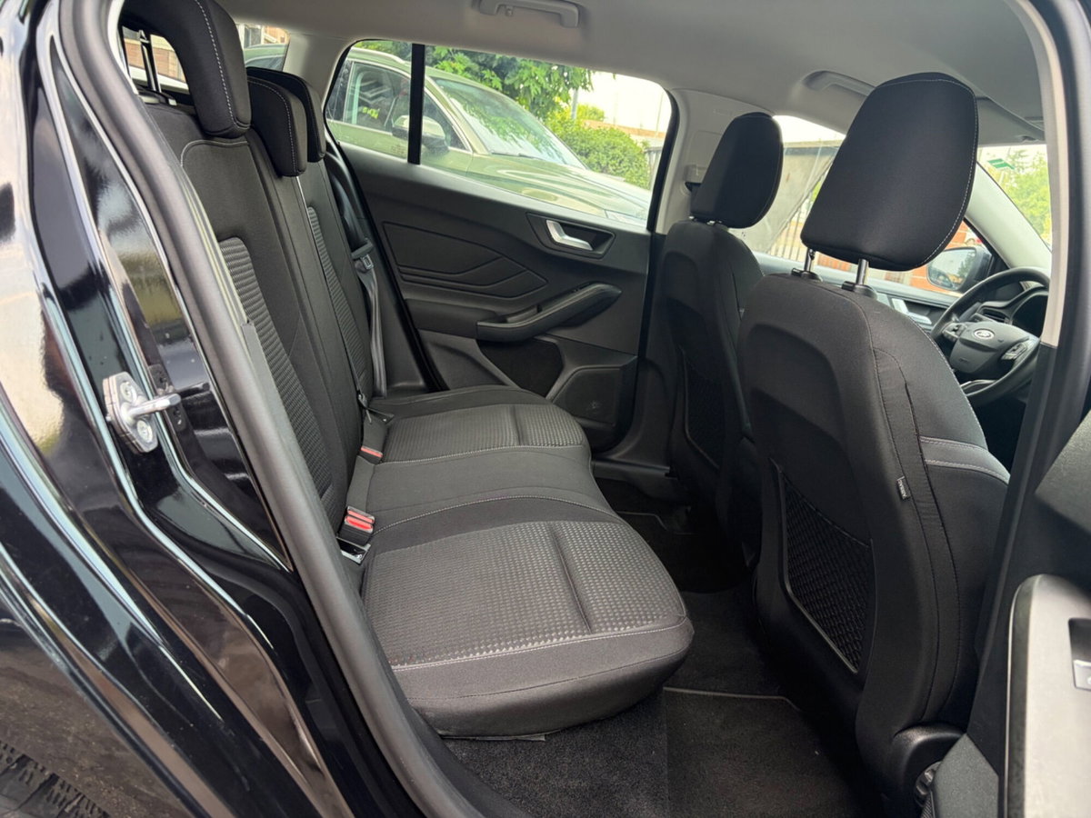 Ford Focus Station Wagon 1.5 EcoBlue 120 CV automatico SW Business (7)