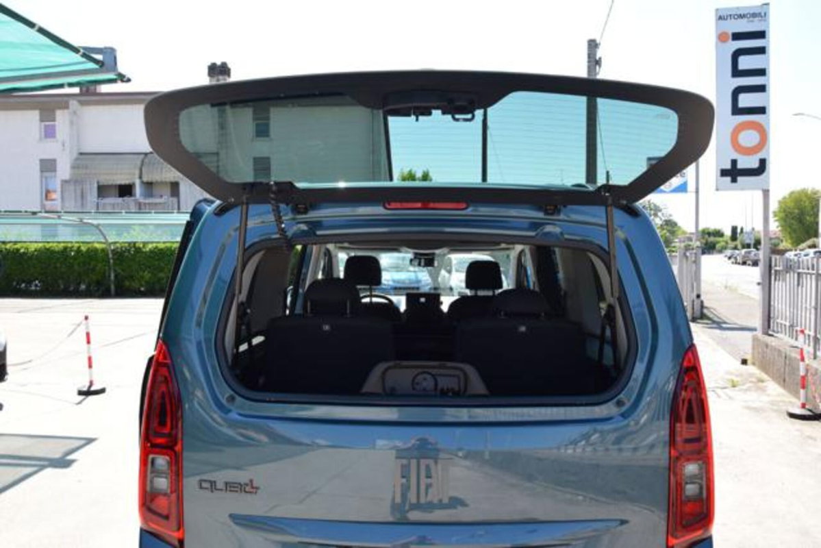 Fiat Qubo 1.5 d La Prima 130cv at8 (11)
