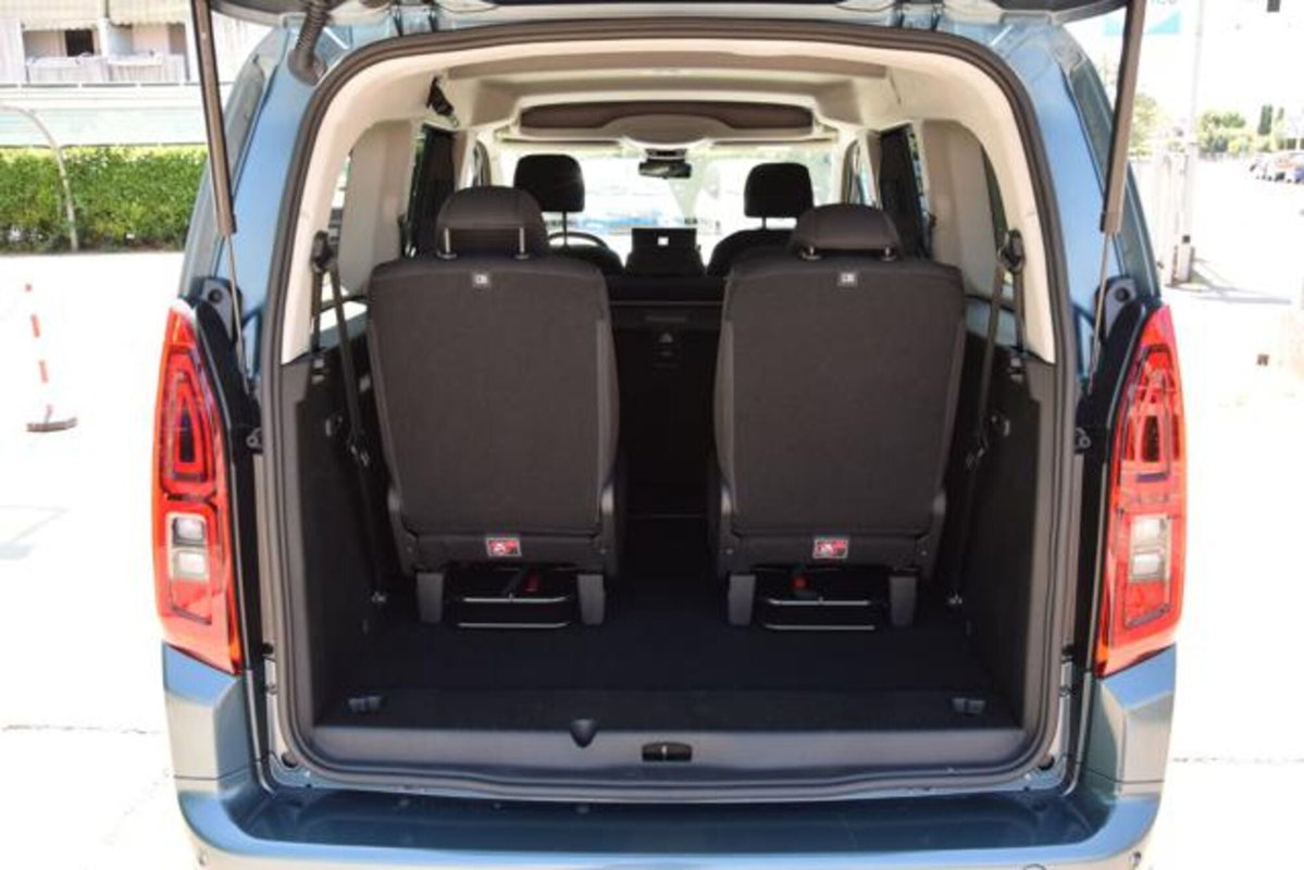 Fiat Qubo 1.5 d La Prima 130cv at8 (7)