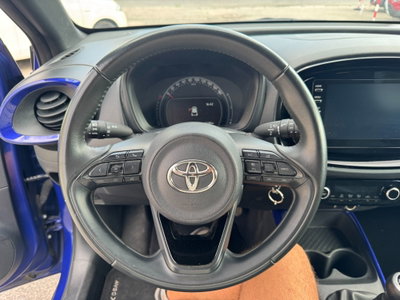 Toyota Aygo X 1.0 VVT-i 72 CV 5 porte Limited Air (13)