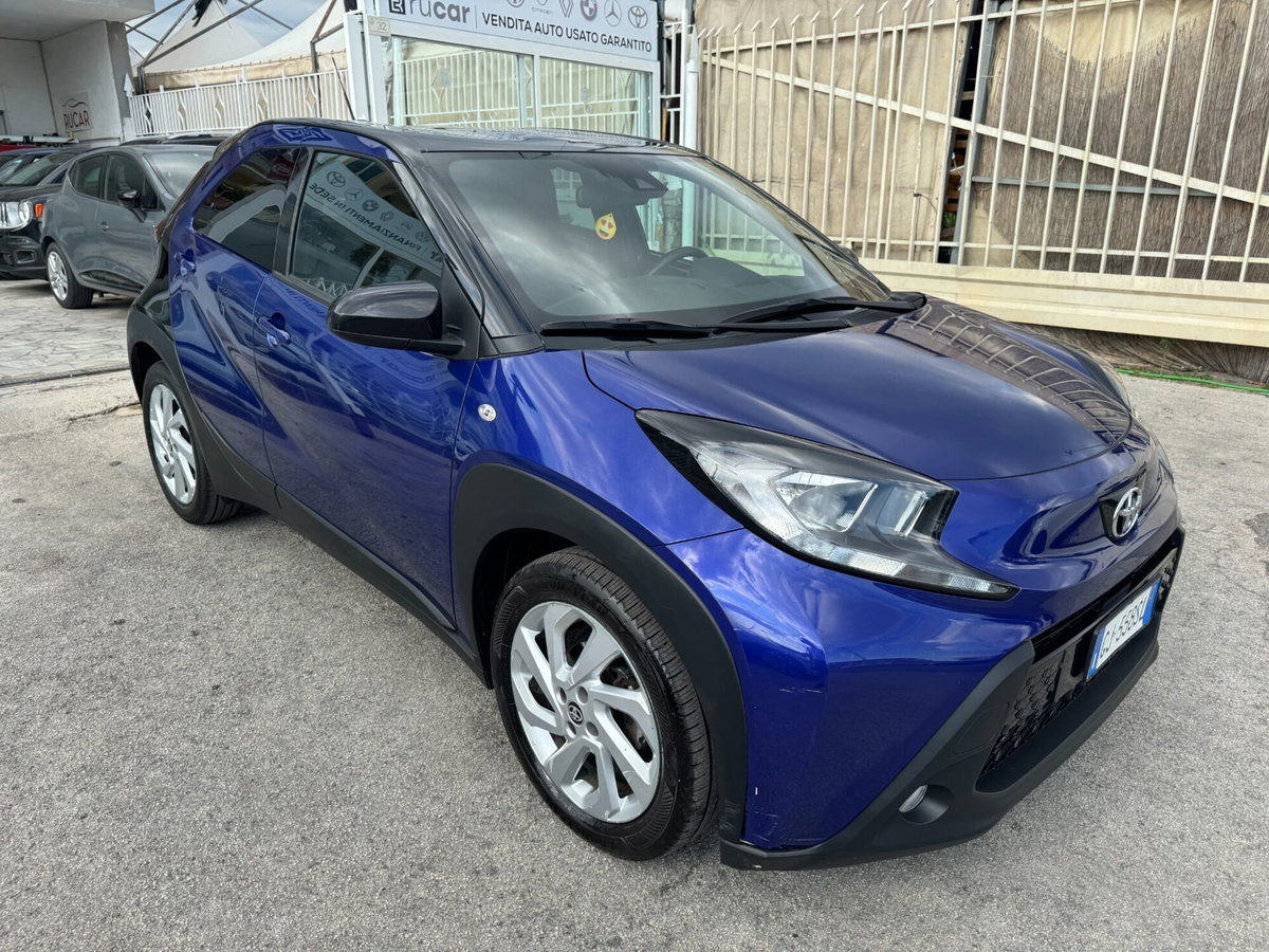 Toyota Aygo X 1.0 VVT-i 72 CV 5 porte Limited Air (2)