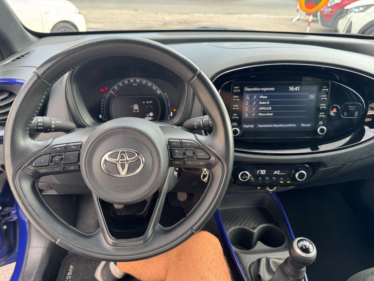 Toyota Aygo X 1.0 VVT-i 72 CV 5 porte Limited Air (8)
