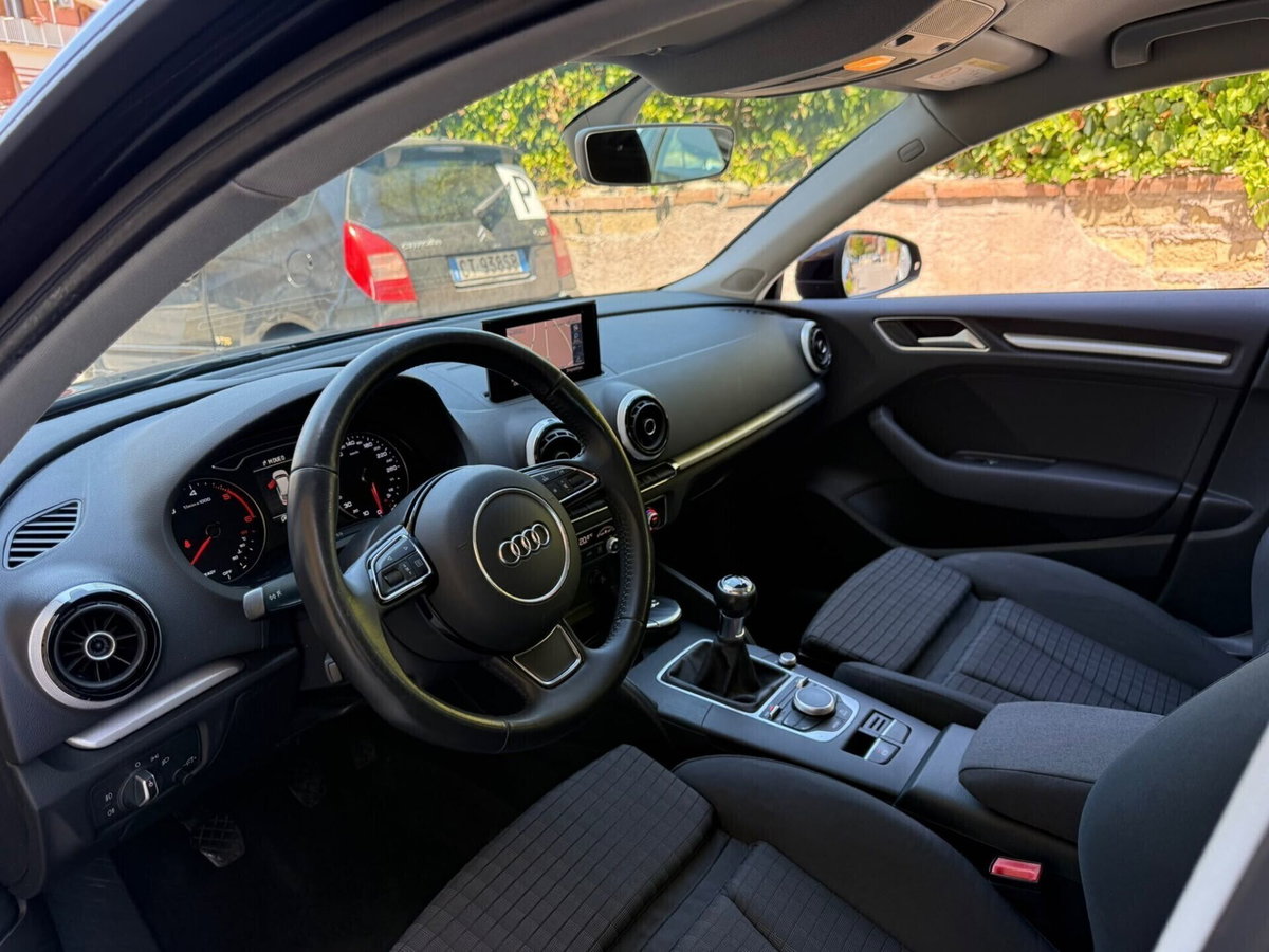 Audi A3 Sportback 1.6 TDI clean diesel Admired (4)
