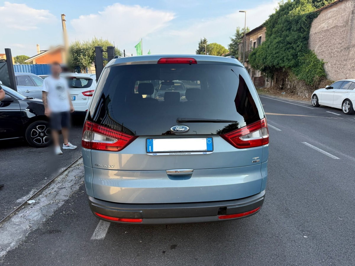 Ford Galaxy 2.0 TDCi 163 CV DPF Titanium (12)