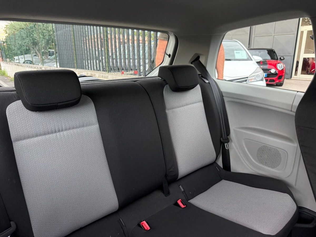SEAT Mii 1.0 68 CV 3 porte Style Ecofuel (8)