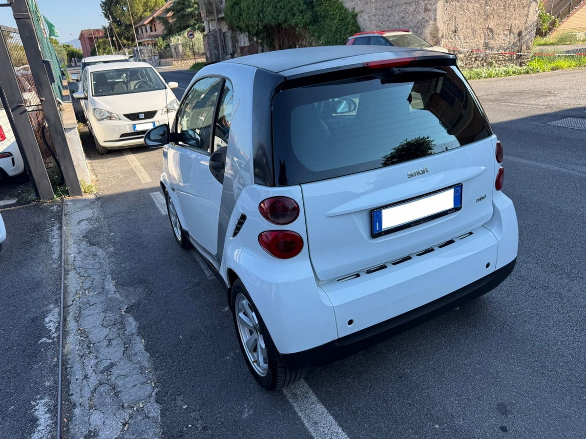 smart Fortwo 1000 52 kW MHD coupé pulse (11)