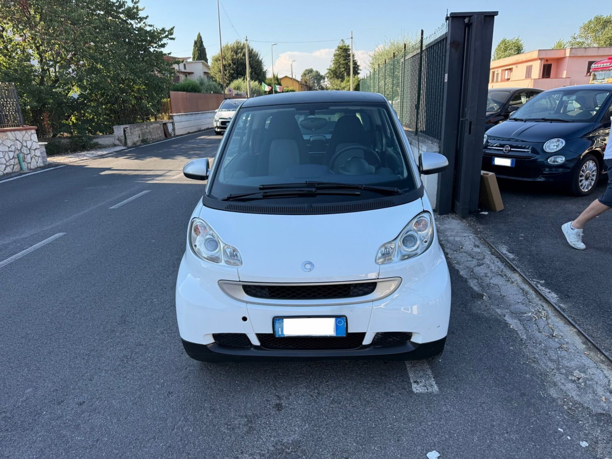 smart Fortwo 1000 52 kW MHD coupé pulse (9)