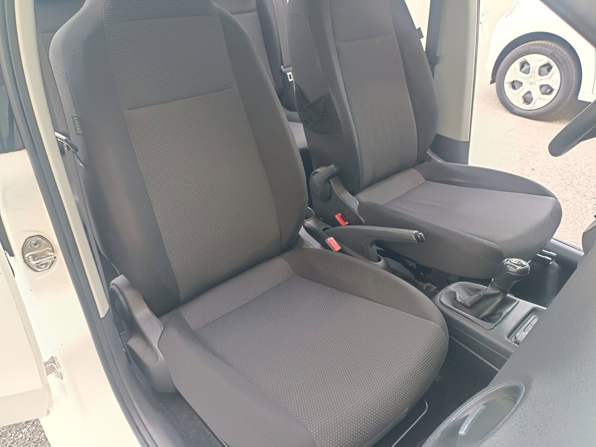 Skoda Citigo 68 CV 5 porte Ambition G-Tec (11)
