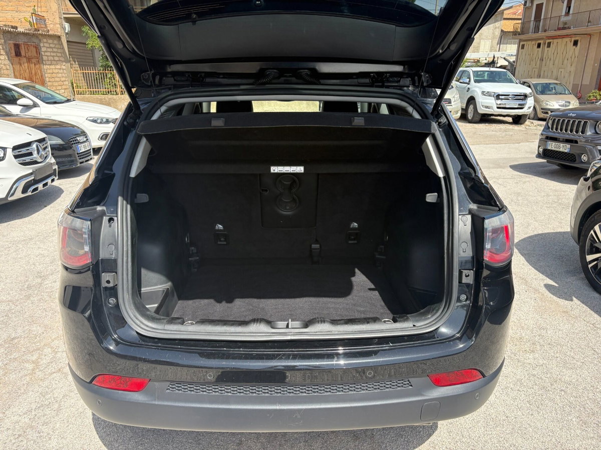 Jeep Compass 2.0 Multijet II 4WD Limited (12)