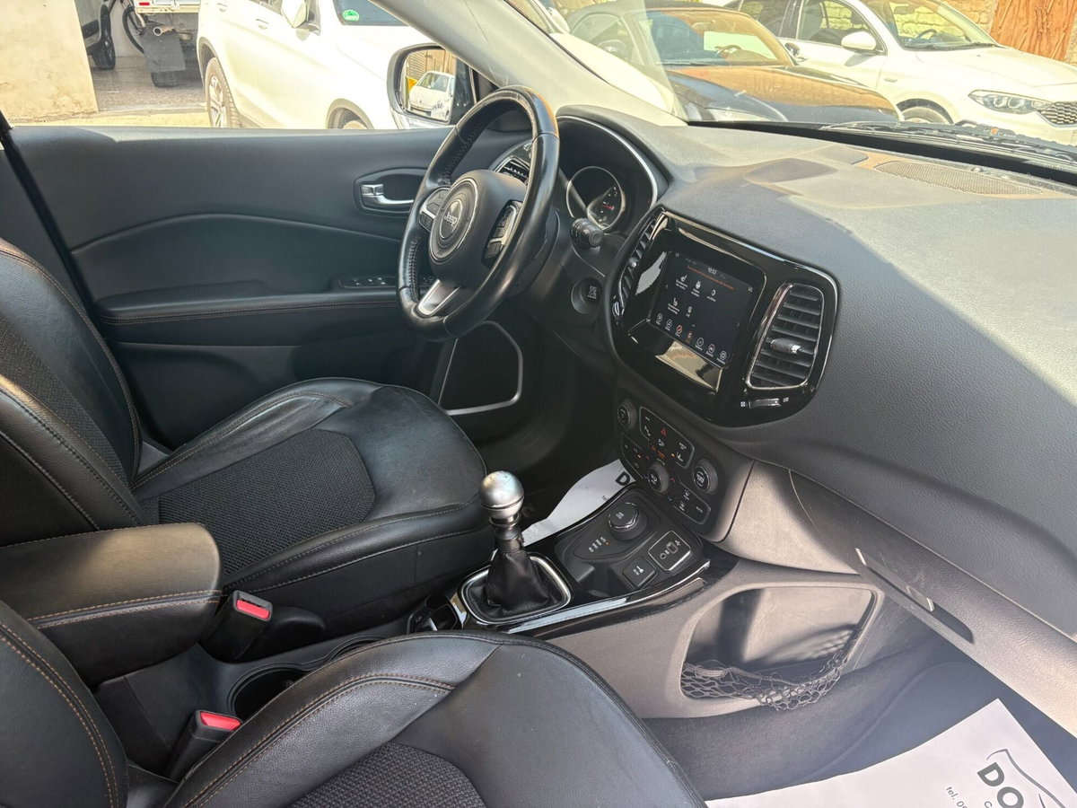 Jeep Compass 2.0 Multijet II 4WD Limited (7)