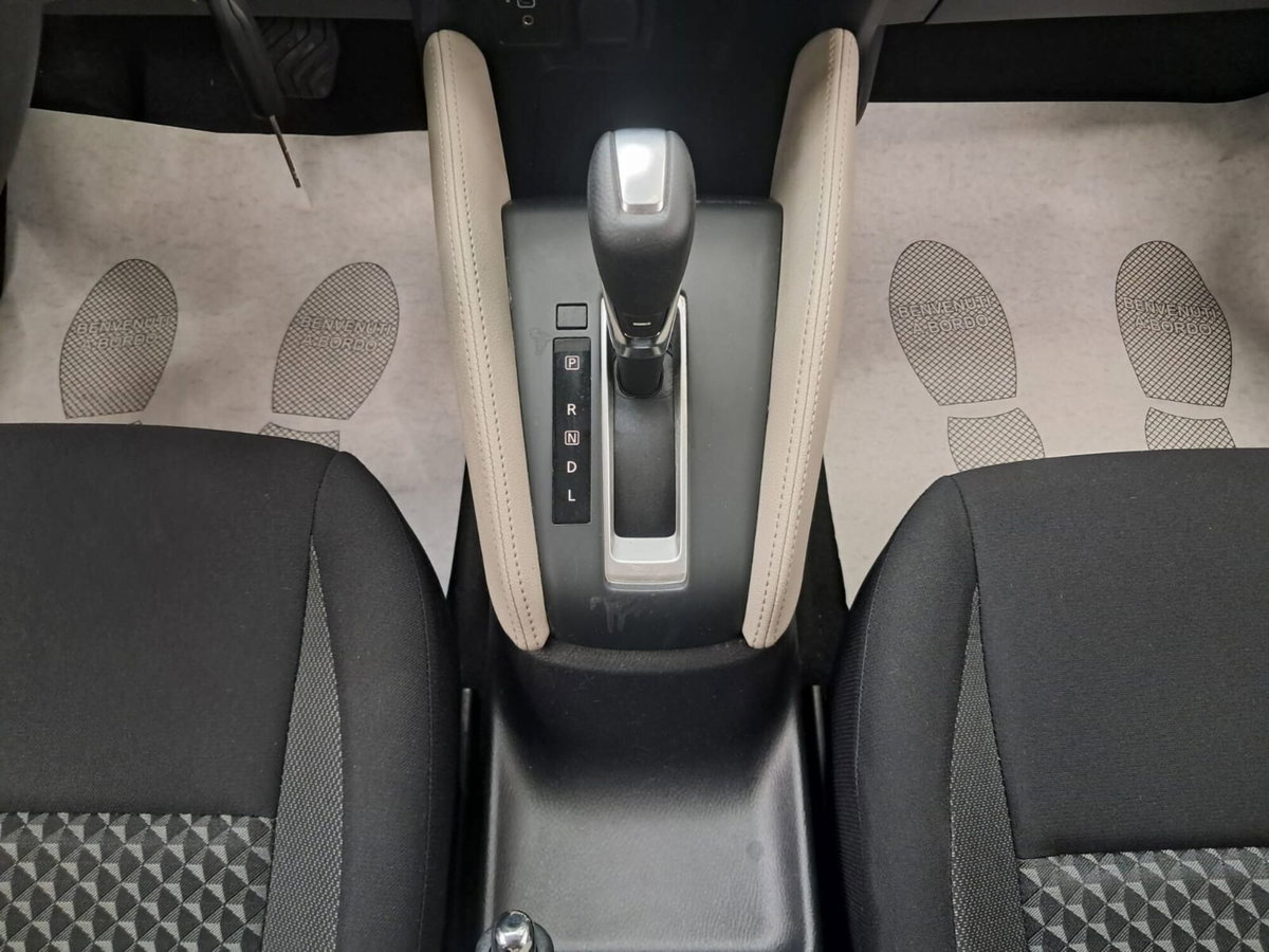 Nissan Micra IG-T 100 Xtronic 5 porte N-Connecta (13)