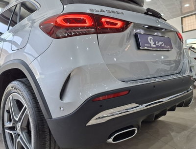 Mercedes-Benz GLA SUV 200 d Automatic Premium (10)
