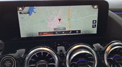 Mercedes-Benz GLA SUV 200 d Automatic Premium (16)