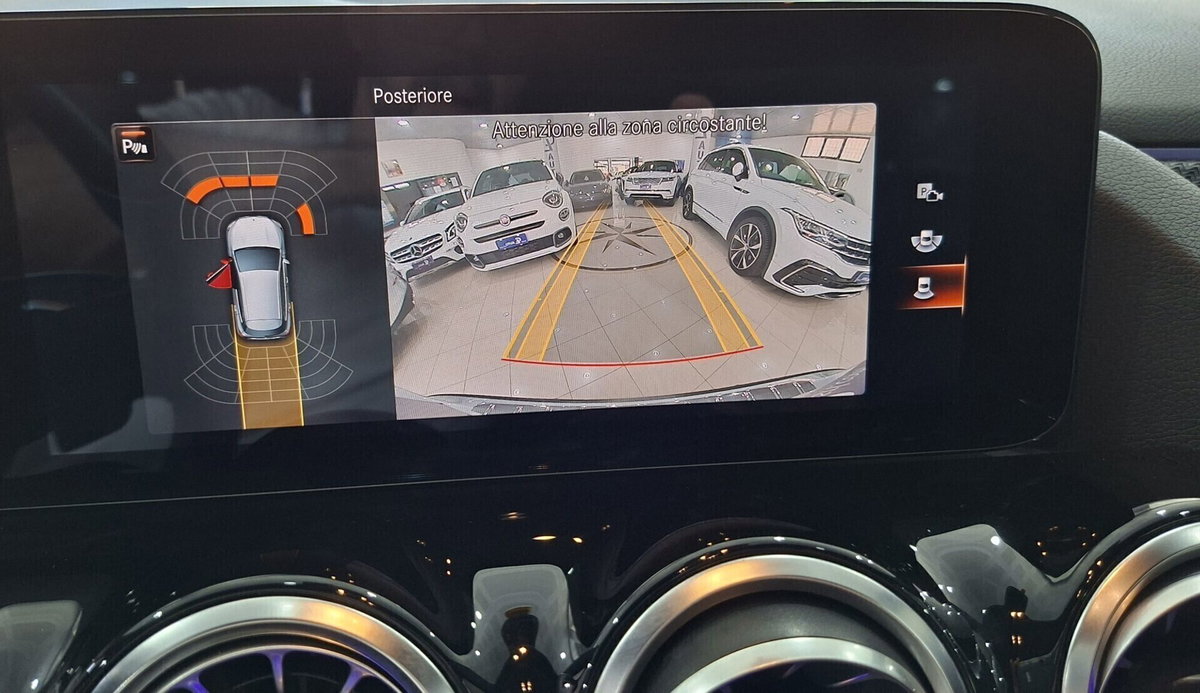 Mercedes-Benz GLA SUV 200 d Automatic Premium (17)