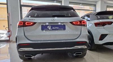 Mercedes-Benz GLA SUV 200 d Automatic Premium (4)