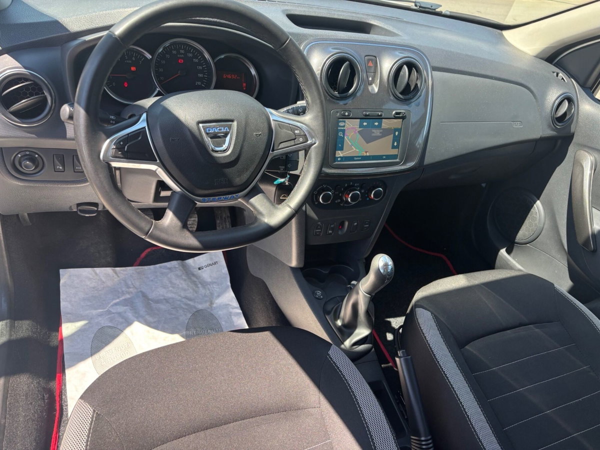 Dacia Sandero 0.9 TCe 12V 90CV Start&Stop Comfort (17)