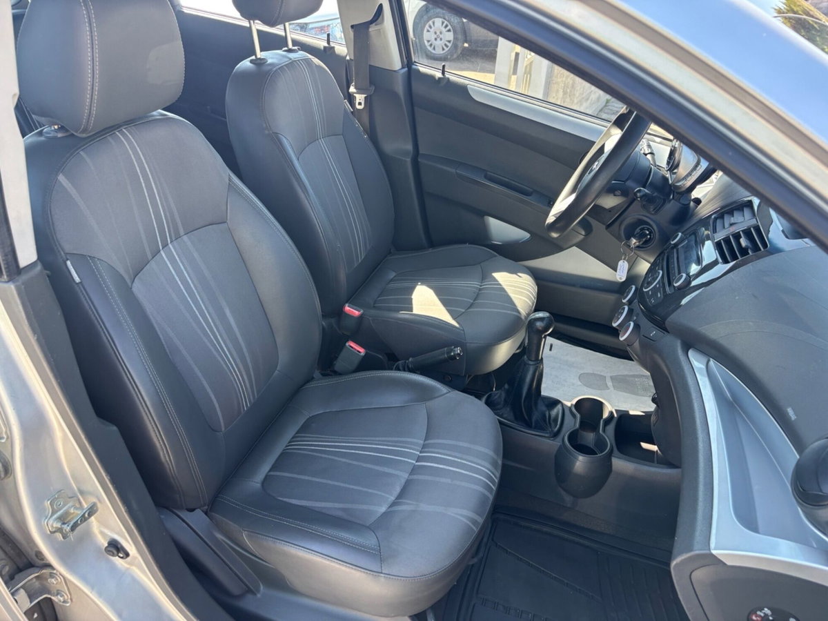 Chevrolet Spark 1.0 LS (13)