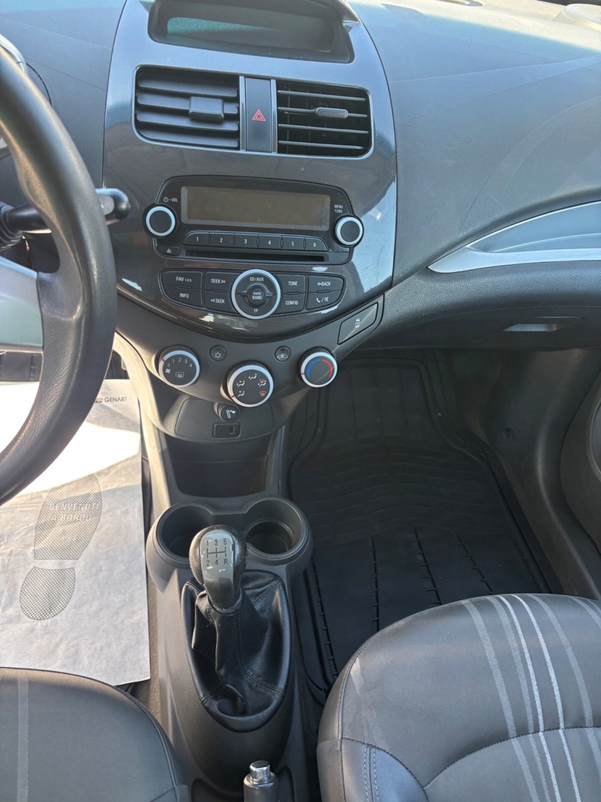 Chevrolet Spark 1.0 LS (15)