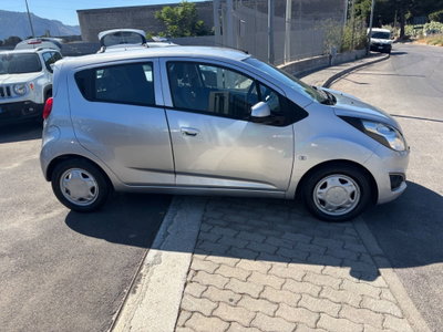 Chevrolet Spark 1.0 LS (5)