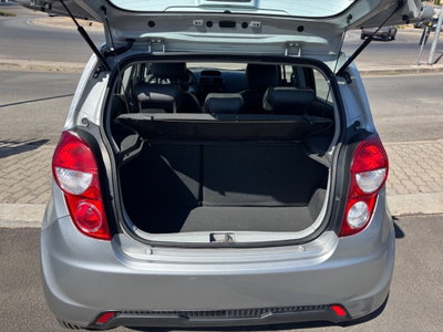 Chevrolet Spark 1.0 LS (9)