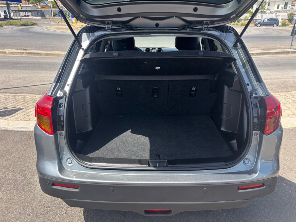 Suzuki Vitara 1.6 DDiS V-Top (10)