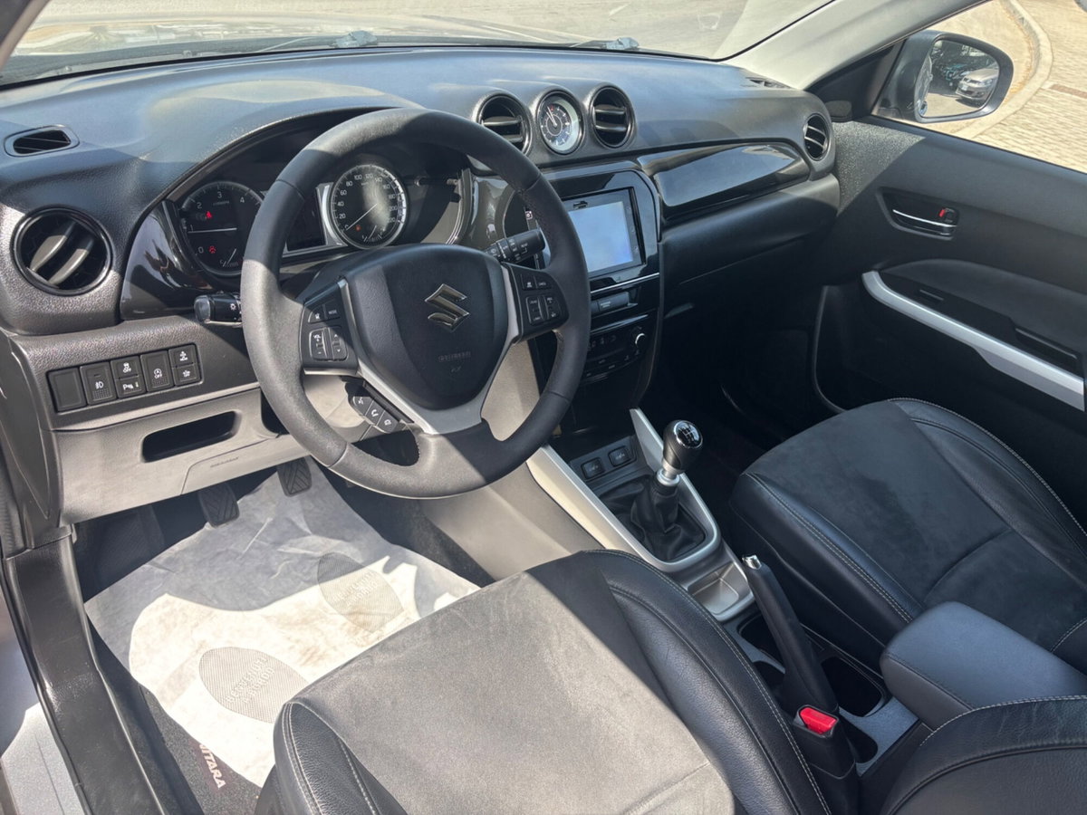 Suzuki Vitara 1.6 DDiS V-Top (16)