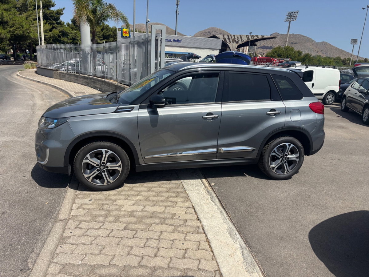 Suzuki Vitara 1.6 DDiS V-Top (2)