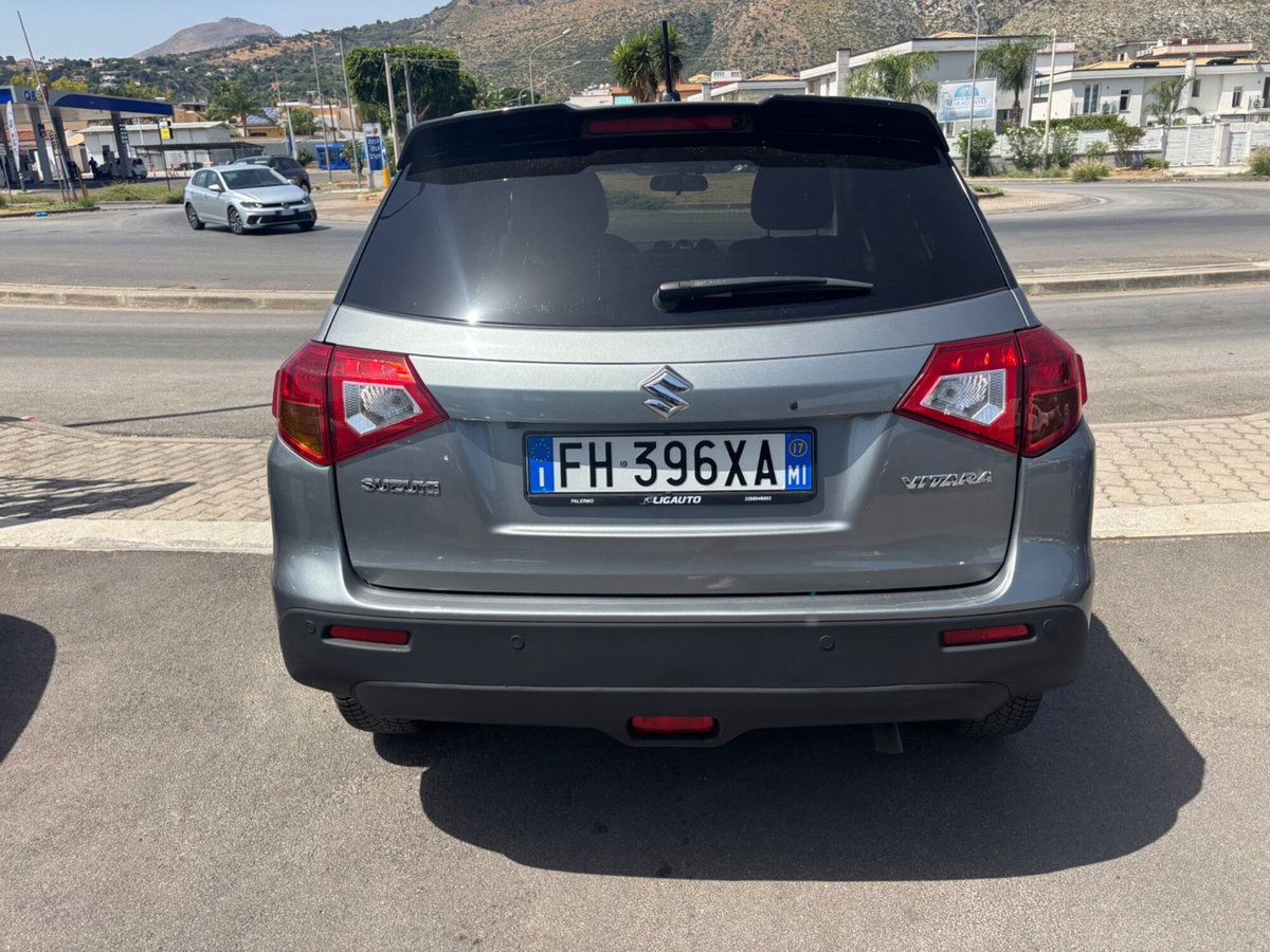 Suzuki Vitara 1.6 DDiS V-Top (8)