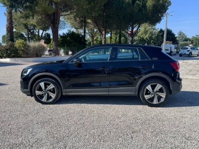 Audi Q2 Q2 30 TFSI Identity Black (4)