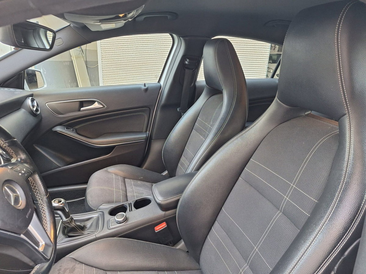 Mercedes-Benz Classe A 180 CDI Sport (12)
