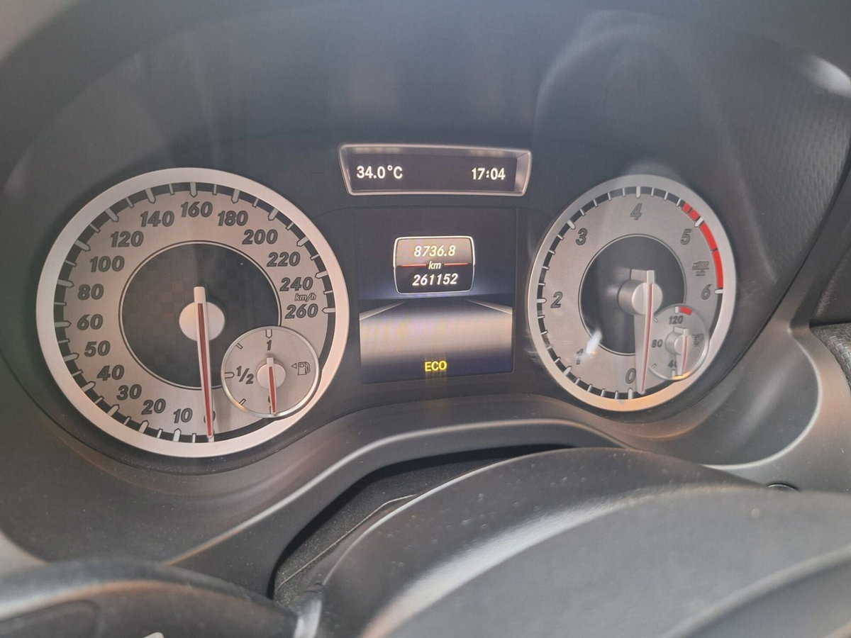 Mercedes-Benz Classe A 180 CDI Sport (14)
