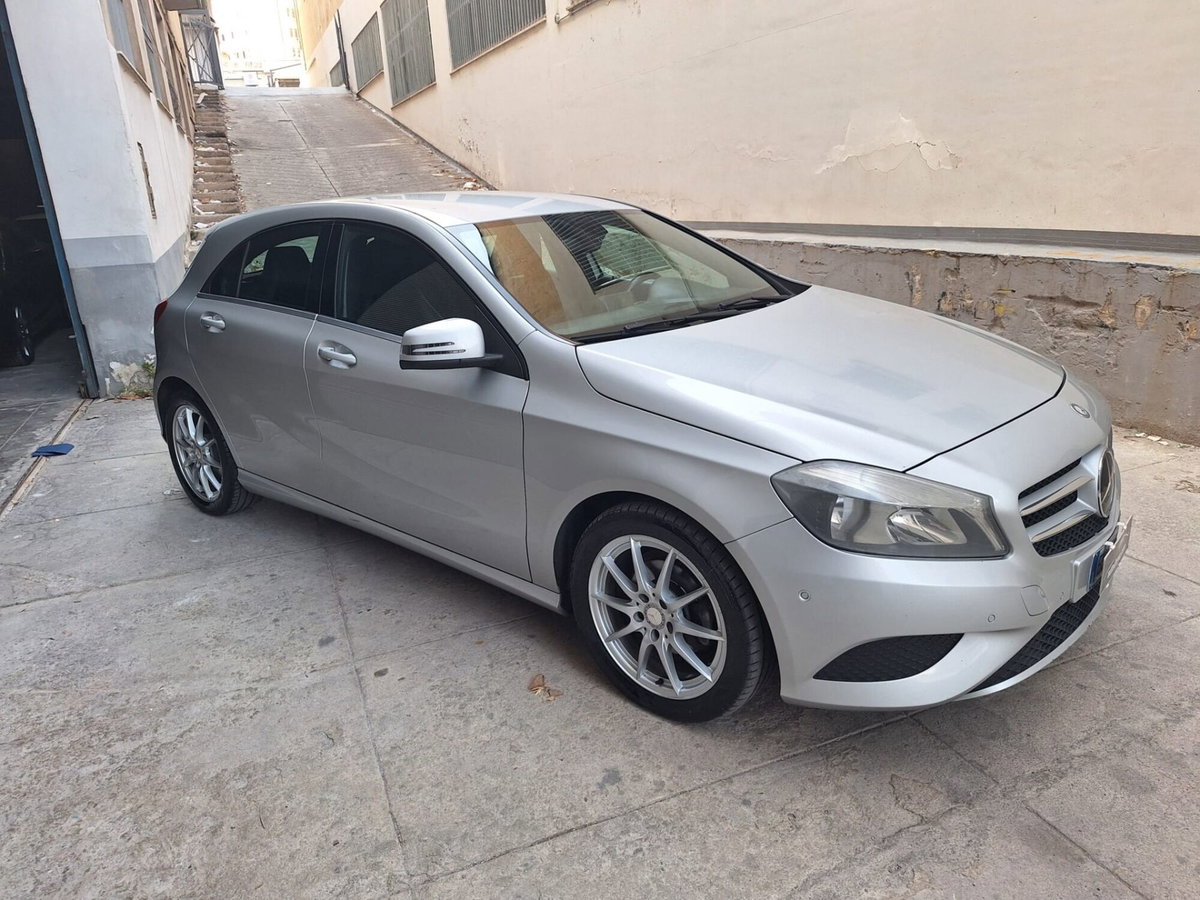 Mercedes-Benz Classe A 180 CDI Sport (9)