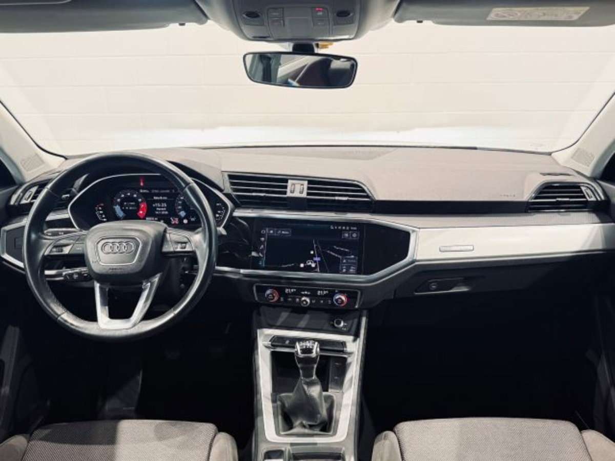 Audi Q3 35 TFSI Business Advanced (10)