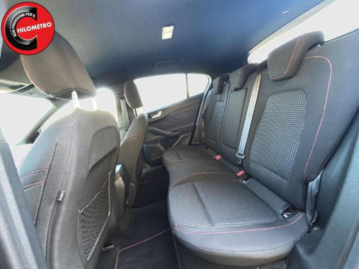 Ford Focus 1.5 EcoBlue 115 CV automatico 5p. Active Style (9)