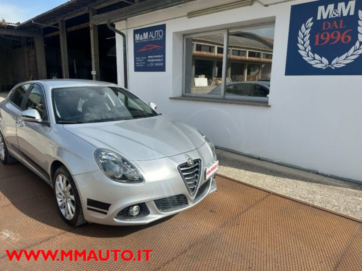 Alfa Romeo Giulietta 1.6 JTDm-2 Distinctive (2)