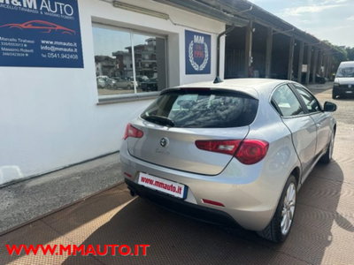 Alfa Romeo Giulietta 1.6 JTDm-2 Distinctive (5)