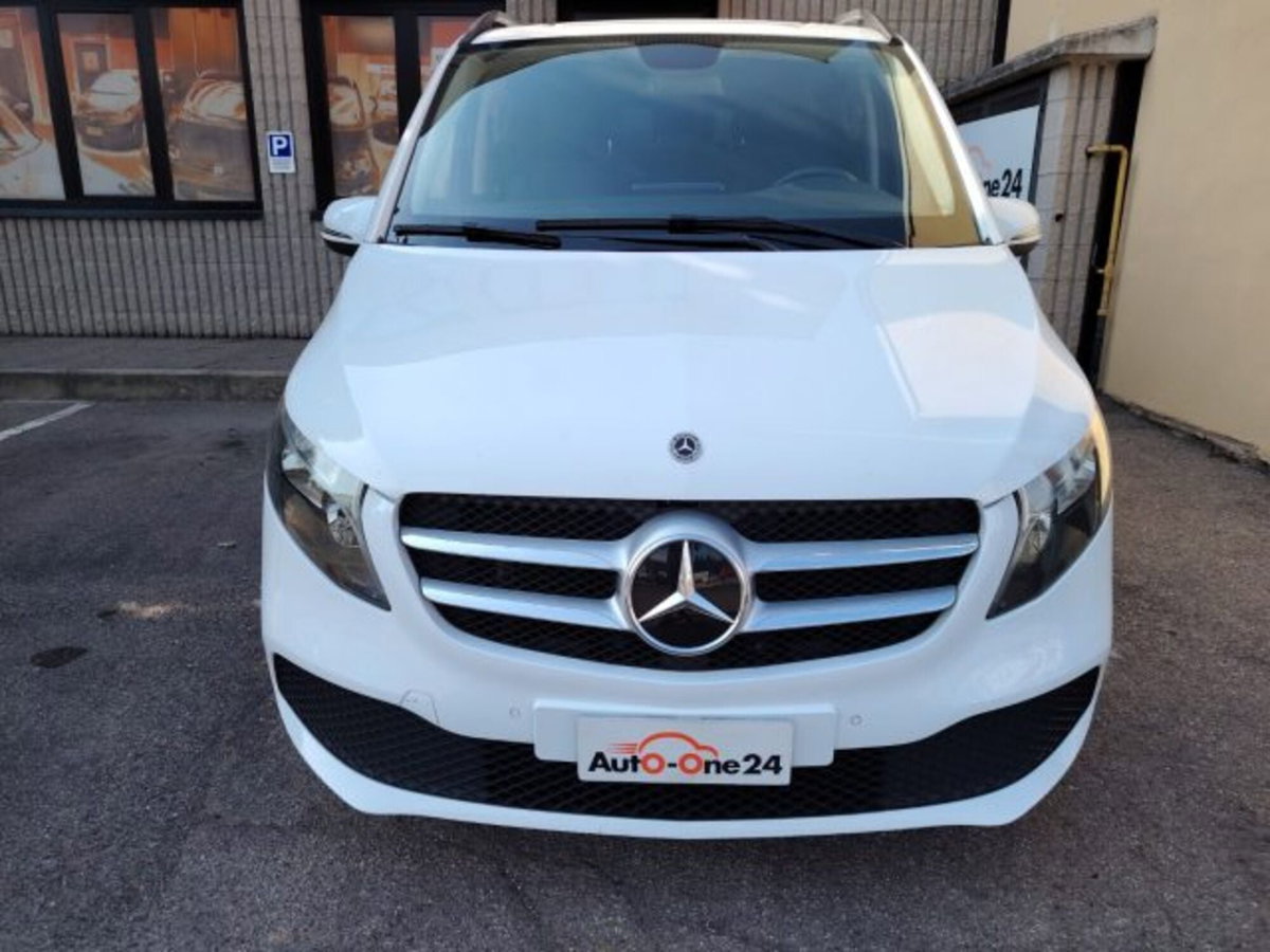 Mercedes-Benz Classe V 220 d Automatic Exclusive Long (2)