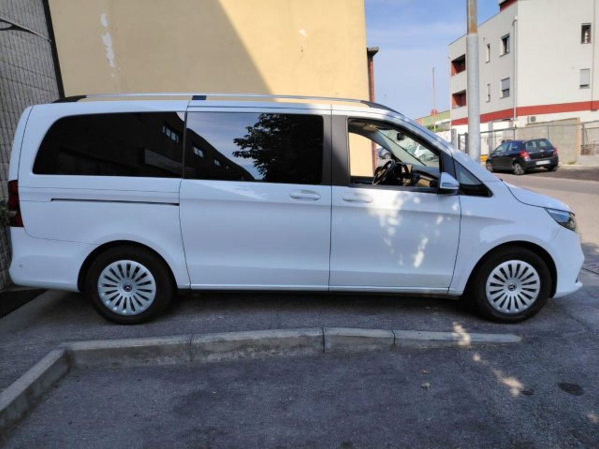 Mercedes-Benz Classe V 220 d Automatic Exclusive Long (6)
