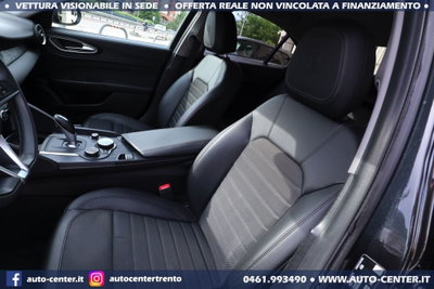 Alfa Romeo Giulia 2.0 Turbo 200 CV AT8 (11)