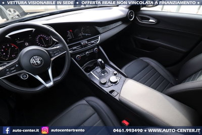 Alfa Romeo Giulia 2.0 Turbo 200 CV AT8 (13)
