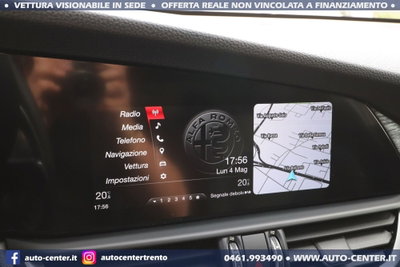 Alfa Romeo Giulia 2.0 Turbo 200 CV AT8 (14)