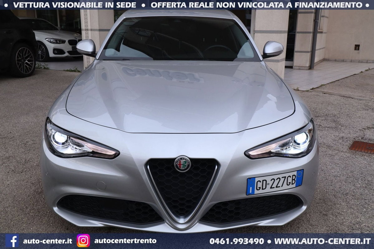 Alfa Romeo Giulia 2.2 Turbodiesel 190 CV AT8 Super (4)