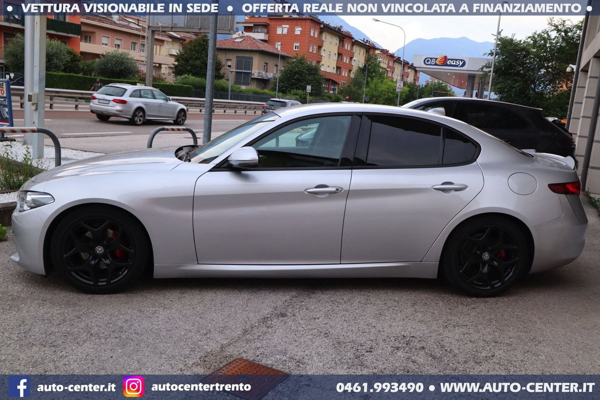 Alfa Romeo Giulia 2.2 Turbodiesel 190 CV AT8 Super (7)
