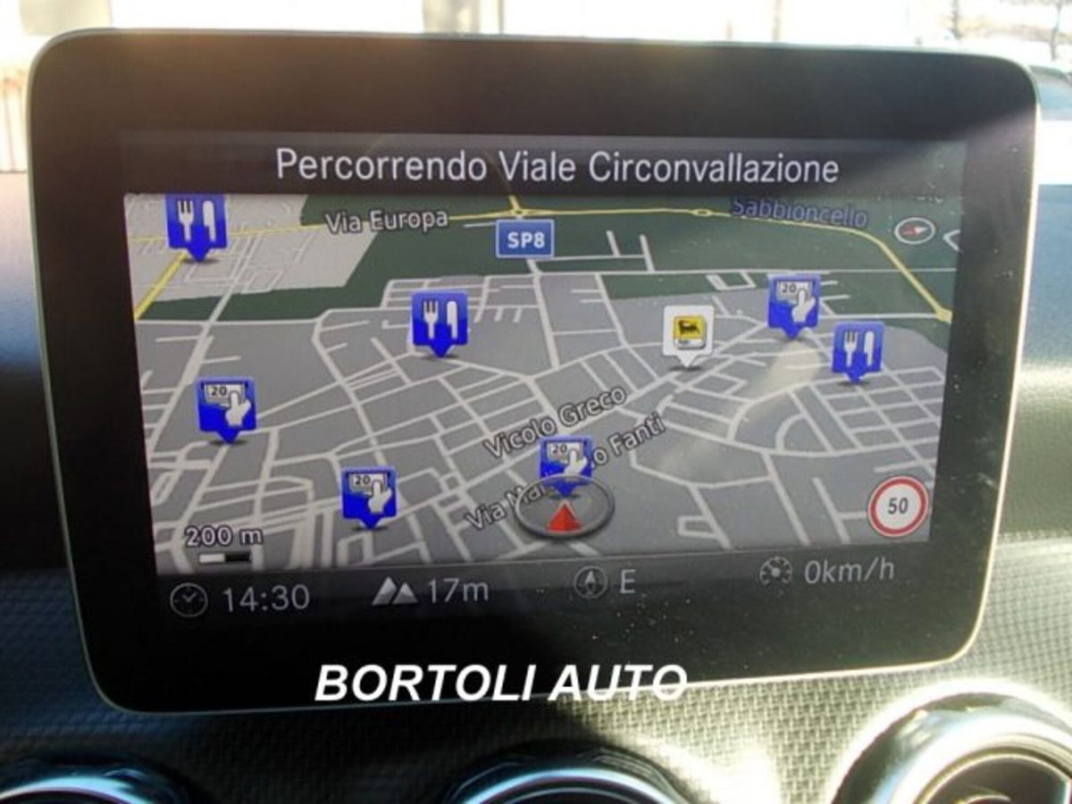 Mercedes-Benz GLA SUV 200 d Business (7)