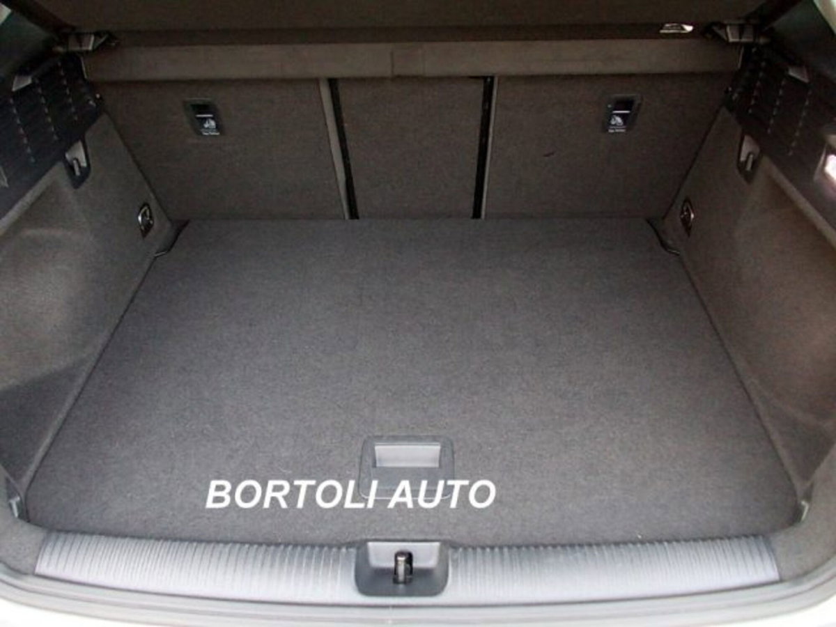 Audi Q2 Q2 30 TDI (10)