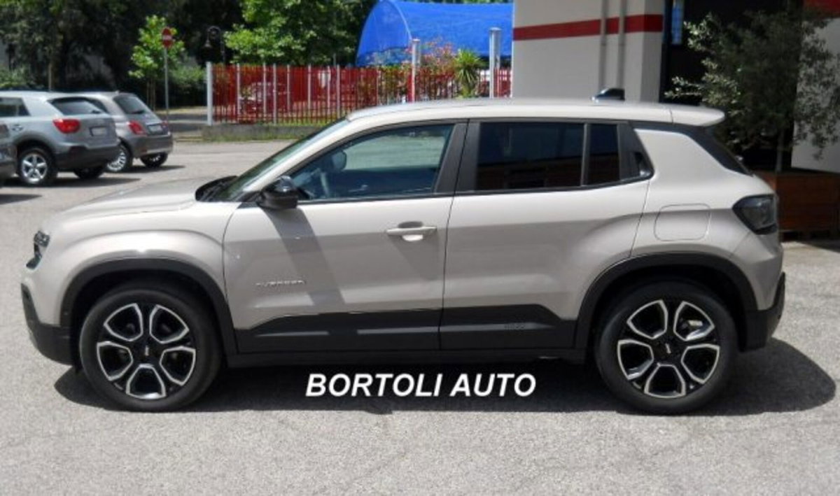 Jeep Avenger 1.2 turbo Summit fwd 100cv (3)